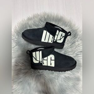 UGG Classic Ultra Mini Chopd